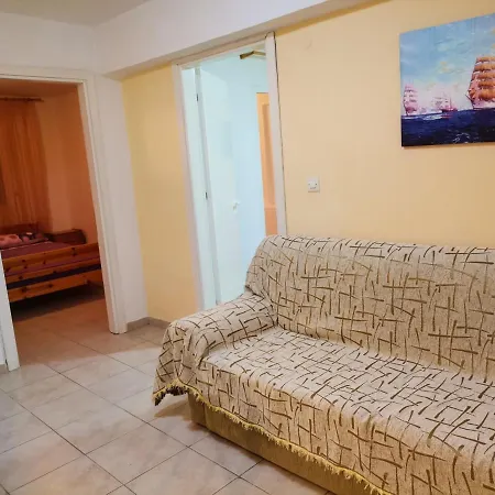 Maisonette Wave